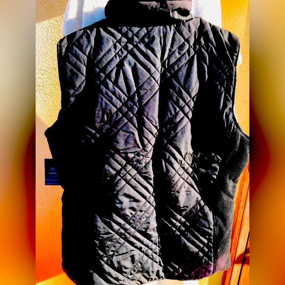 BNWT Izod Warm Reversible Wind-Water Resistent Vest Size Size L - Picture 12 of 14